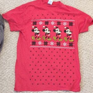 NWOT Disney Christmas Tee